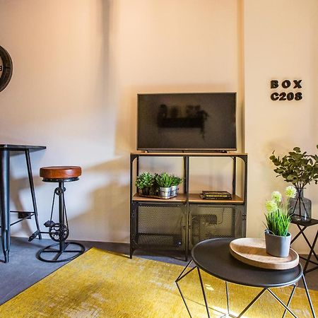 Urbanjungle - Your Trendy Loft In Central ブダペスト エクステリア 写真