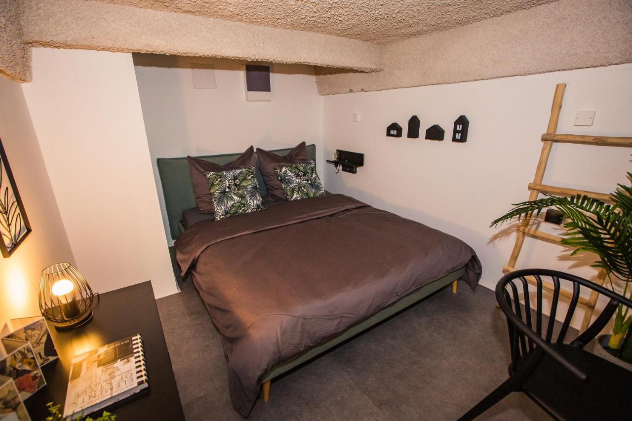 Urbanjungle - Your Trendy Loft In Central ブダペスト エクステリア 写真