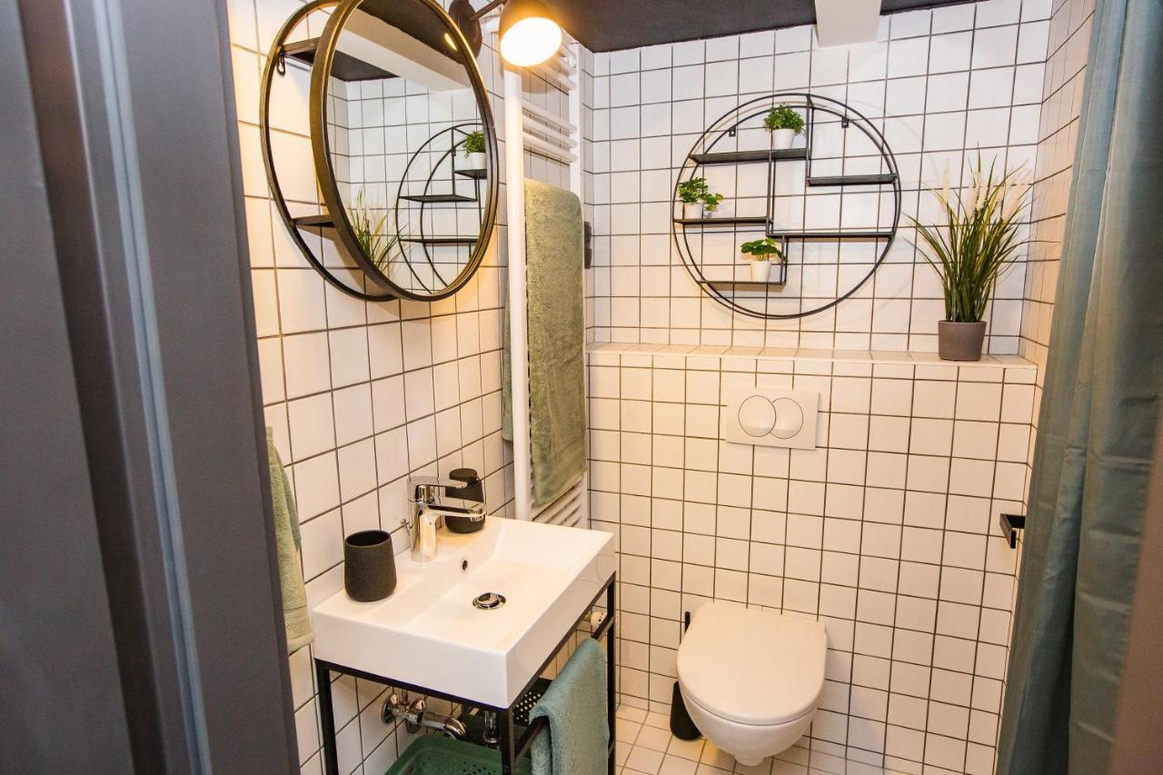 Urbanjungle - Your Trendy Loft In Central ブダペスト エクステリア 写真